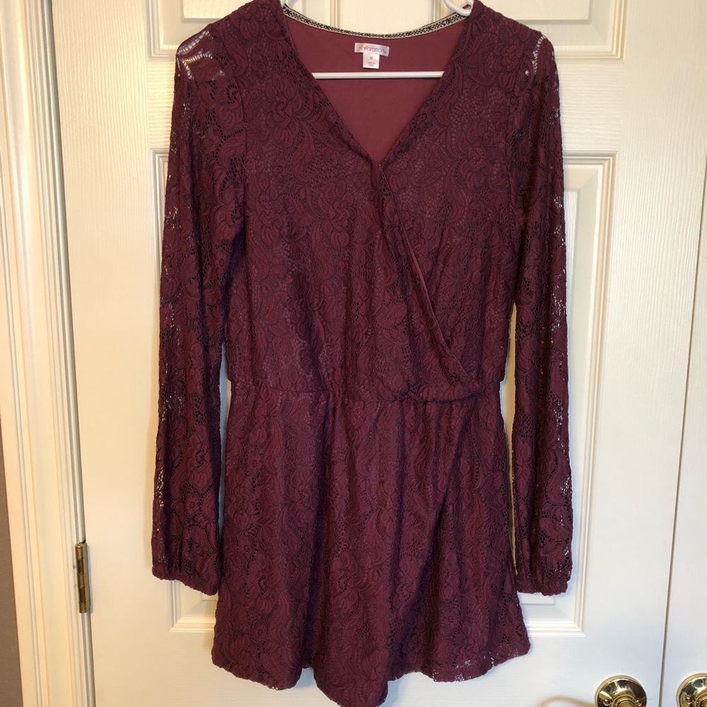 Women’s romper size M
